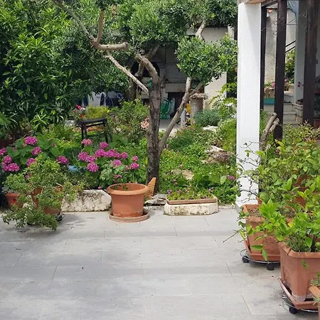 Apartment Tramontana *