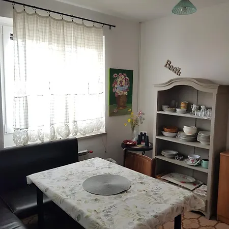 Tramontana Apartman *